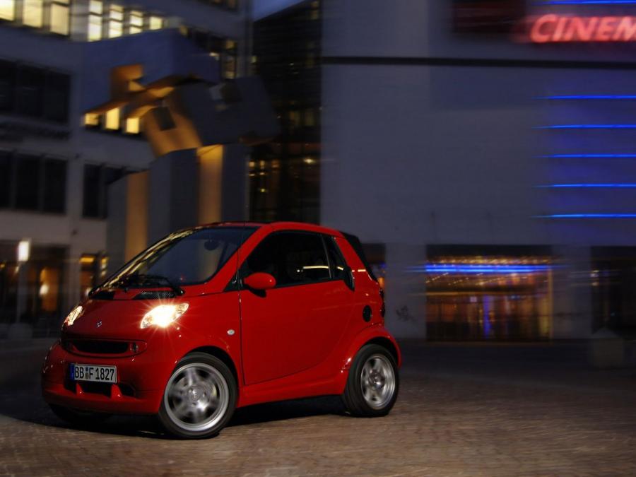  Smart ForTwo Ultimate 101 by Brabus 2004 года  (фото 2 из 5)